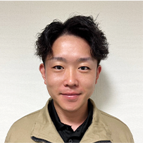 実際に働く社員の顔1